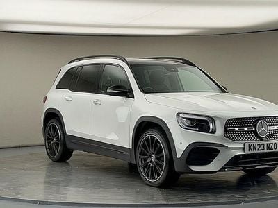 Mercedes GLB220