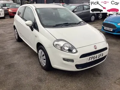 Used Fiat Punto Pop 69 HP (50 kW) 2014 White Hatchback