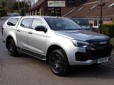 Used Isuzu D-Max 163 HP (119 kW) 2025 Silver Pickup