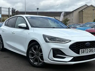 Used Ford Focus ST-Line 2023 White Hatchback