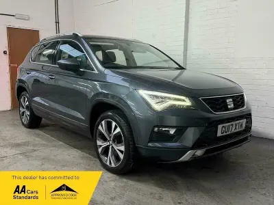Usado Seat Ateca Ecomotive 115 HP (84 kW) 2017 Cinzento SUV