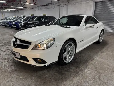 Used Mercedes SL500 2008 White Cabriolet