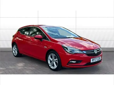 Gebraucht Vauxhall Astra SRi 150 PS (110 kW) 2017 Rot Kleinwagen