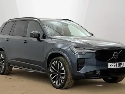 Usado Volvo XC90 Ultra 2025 Azul SUV