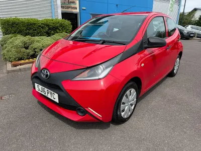 Used Toyota Aygo 68 HP (50 kW) 2016 Red Hatchback
