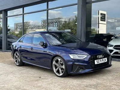 Used Audi A4 Black Edition 190 HP (139 kW) 2021 Blue Sedan