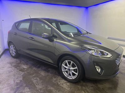 Used Ford Fiesta Zetec 85 HP (62 kW) 2019 Grey Hatchback