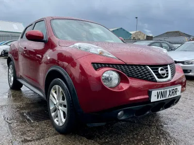 Used Nissan Juke Acenta 115 HP (84 kW) 2011 Red SUV