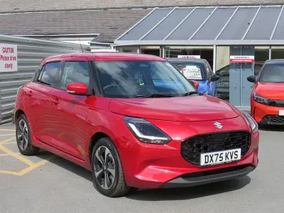 Used Suzuki Swift 82 HP (60 kW) 2025 Red Hatchback