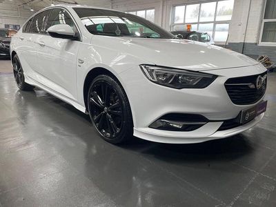 Used Vauxhall Insignia Sport 170 HP (125 kW) 2018 White Hatchback