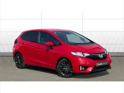 Używany Honda Jazz EX 102 KM (75 kW) 2017 Czerwony Hatchback