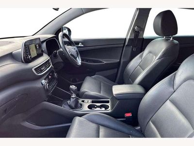 Used Hyundai Tucson Premium 129 HP (94 kW) 2019 Grey SUV