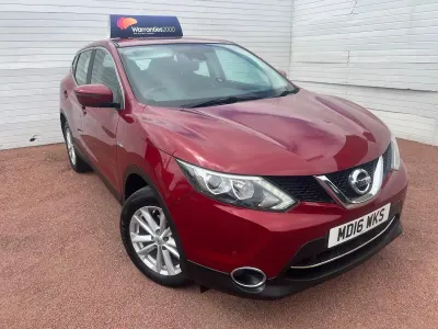 Used Nissan Qashqai Acenta 110 HP (80 kW) 2016 Red SUV