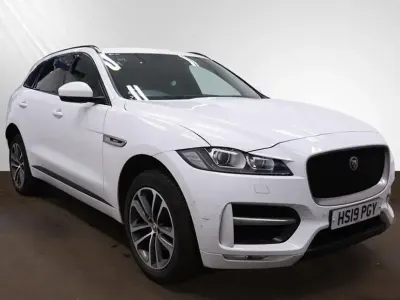 Second-hand Jaguar F-Pace R-Sport 180 CP (132 kW) 2019 Alb SUV