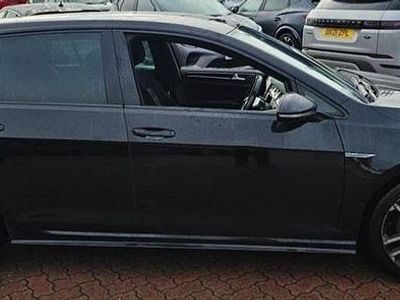 Used VW Golf VII GTD 2016 Deep black pearl Hatchback