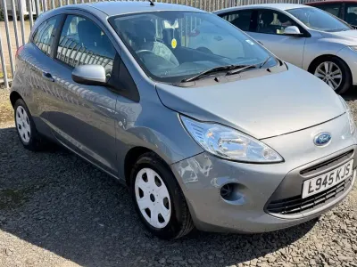 Usado Ford Ka Style 69 CV (50 kW) 2010 Plateado Utilitario