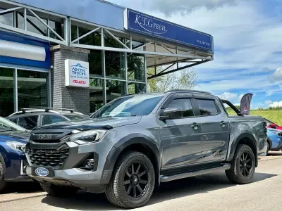 Used Isuzu D-Max 2025 Grey Pickup