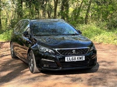 Second-hand Peugeot 308 GT-line 2019 Negru Break