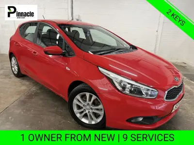 Used Kia Ceed 89 HP (65 kW) 2014 Red Hatchback