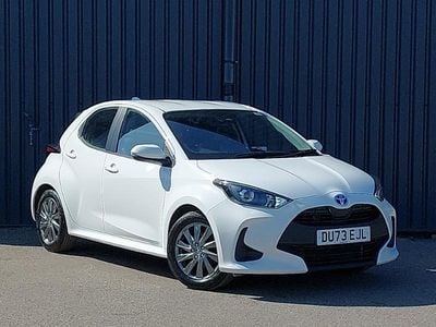 Second-hand Toyota Yaris Hybrid 116 CP (85 kW) 2023 Alb Hatchback