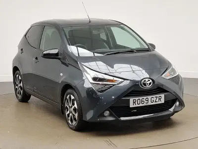 Used Toyota Aygo Trend 72 HP (52 kW) 2019 Grey Hatchback