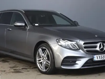 Begagnad Mercedes E220 AMG Line Premium 2018 Grå Kombi