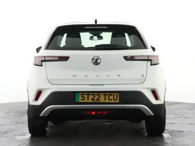 Used Vauxhall Mokka Elite 98 kW (134 HP) 2022 White SUV