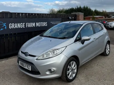 Used Ford Fiesta Zetec 70 HP (51 kW) 2010 Silver Hatchback
