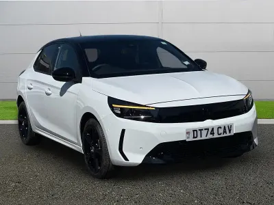 Begagnad Vauxhall Corsa 100 HK (73 kW) 2024 Vit Halvkombi