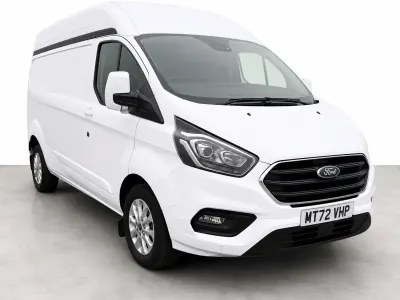 Used Ford Transit Custom Limited 130 HP (95 kW) 2022 White Van