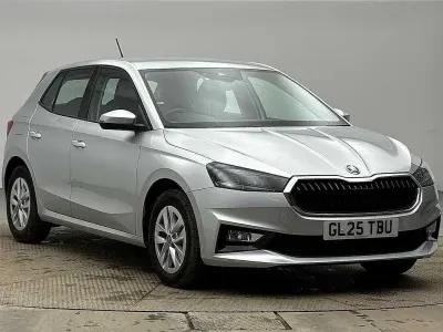 Used Skoda Fabia SE 70 HP (51 kW) 2025 Brilliant silver metallic Hatchback