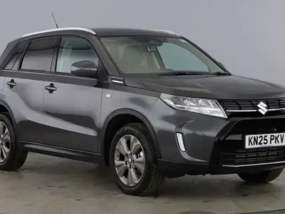 Używany Suzuki Vitara 2025 Szary SUV