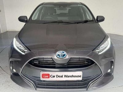 Second-hand Toyota Yaris Hybrid Design 113 CP (83 kW) 2022 Gri Hatchback