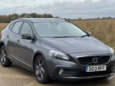 Used 2013 Volvo V40 CC Estate | £3,495 (Super price)
