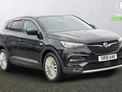 Used Vauxhall Grandland X Sport 120 HP (88 kW) 2018 Black SUV