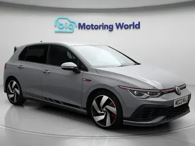 Używany VW Golf VIII GTI Clubsport 300 KM (220 kW) 2023 Szary Hatchback