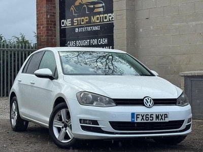 Used VW Golf VII Match 105 HP (77 kW) 2015 White Hatchback