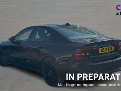 Usado Volvo S60 R-Design 250 CV (183 kW) 2019 Negro Berlina