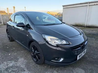 Używany Vauxhall Corsa Edition 2015 Szary Hatchback