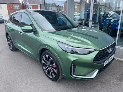 Used Ford Kuga ST-Line X 183 HP (134 kW) 2025 Green SUV