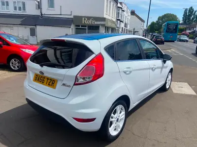 Used Ford Fiesta Zetec 2017 White Hatchback