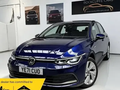 Used VW Golf VII Style 150 HP (110 kW) 2021 Blue Hatchback