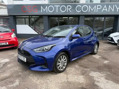 Used Toyota Yaris 116 HP (85 kW) 2022 Blue Hatchback
