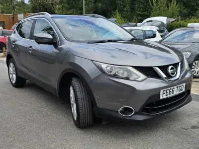 Used Nissan Qashqai Tekna 110 HP (80 kW) 2016 Grey SUV