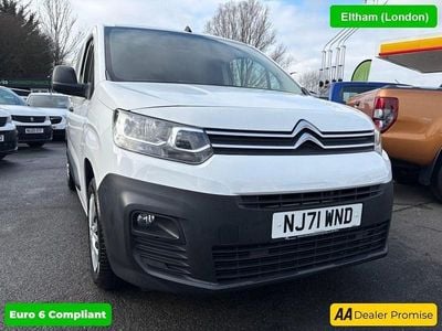 Used Citroën Berlingo PureTech 108 HP (79 kW) 2021 White MPV