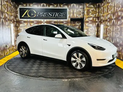 Used Tesla Model Y Long Range AWD 378 kW (514 HP) 2022 White SUV
