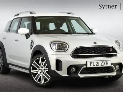 Usado Mini Cooper S Countryman Exclusive 176 CV (129 kW) 2021 Plateado SUV