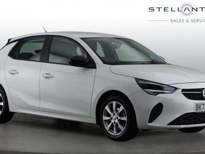 Used Vauxhall Corsa Design Edition 75 HP (55 kW) 2022 White Hatchback