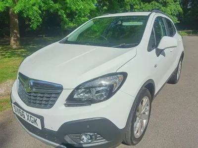 Used Vauxhall Mokka 115 HP (84 kW) 2016 White SUV
