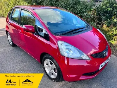 Used Honda Jazz ES 2009 Red Hatchback